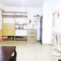 龙江小区 2室2厅1卫 80 平 1300 元/月