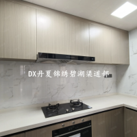 锦绣碧湖A区 中楼层3室2厅1卫 90平 全新未住 商场和 就在家门口 135万